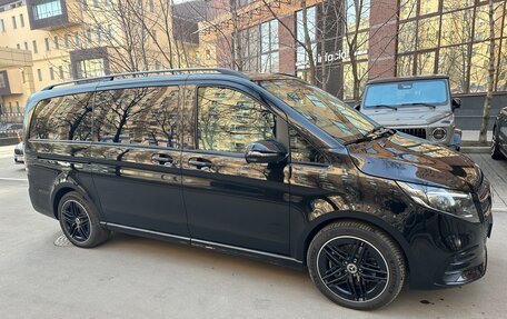 Mercedes-Benz V-Класс, 2024 год, 17 200 000 рублей, 3 фотография