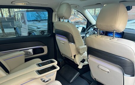 Mercedes-Benz V-Класс, 2024 год, 17 200 000 рублей, 24 фотография