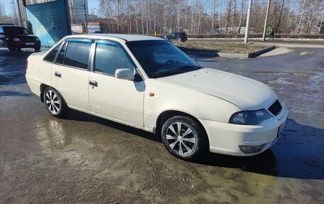 Daewoo Nexia I рестайлинг, 2010 год, 220 000 рублей, 3 фотография