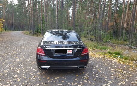 Mercedes-Benz E-Класс, 2019 год, 2 900 000 рублей, 2 фотография