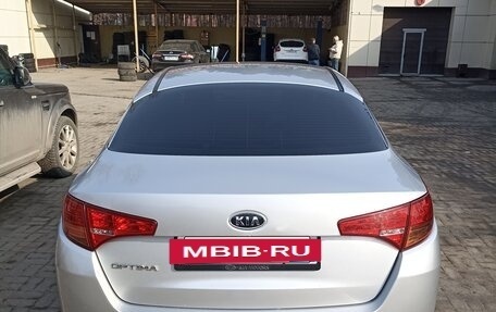 KIA Optima III, 2011 год, 950 000 рублей, 4 фотография