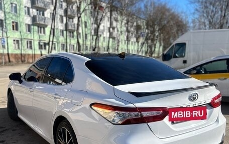 Toyota Camry, 2021 год, 3 950 000 рублей, 8 фотография