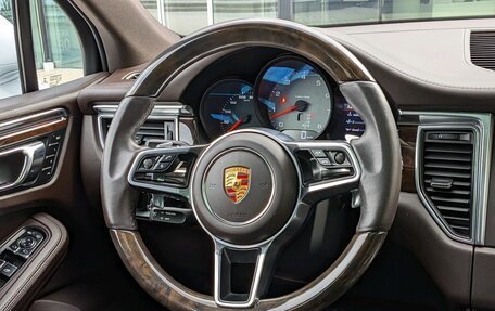 Porsche Macan I рестайлинг, 2015 год, 4 000 000 рублей, 17 фотография