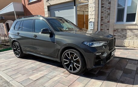 BMW X7, 2022 год, 13 199 000 рублей, 2 фотография