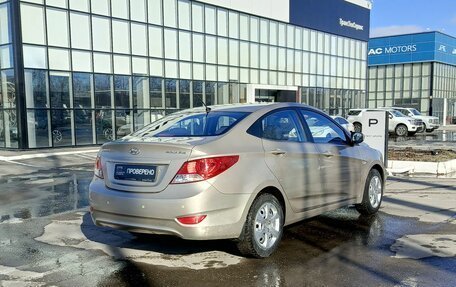 Hyundai Solaris II рестайлинг, 2011 год, 650 000 рублей, 6 фотография