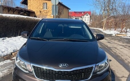 KIA Rio III рестайлинг, 2016 год, 950 000 рублей, 4 фотография