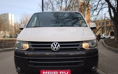 Volkswagen Multivan T5, 2011 год, 2 490 000 рублей, 5 фотография