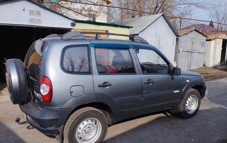 Chevrolet Niva I рестайлинг, 2011 год, 570 000 рублей, 3 фотография