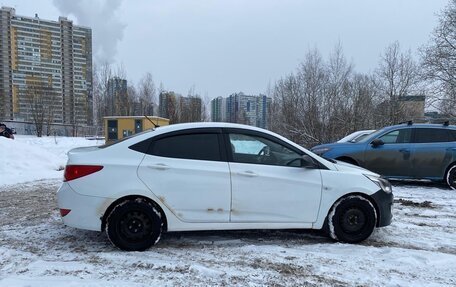 Hyundai Solaris II рестайлинг, 2016 год, 430 000 рублей, 4 фотография