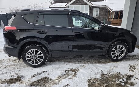 Toyota RAV4, 2019 год, 7 фотография