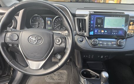Toyota RAV4, 2019 год, 13 фотография