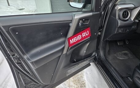 Toyota RAV4, 2019 год, 22 фотография