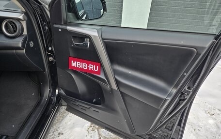 Toyota RAV4, 2019 год, 17 фотография