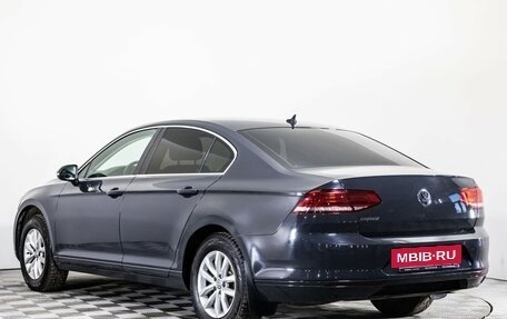 Volkswagen Passat B8 рестайлинг, 2018 год, 1 899 000 рублей, 7 фотография