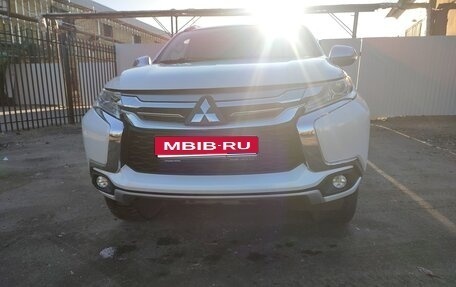 Mitsubishi Pajero Sport III рестайлинг, 2021 год, 4 150 000 рублей, 1 фотография