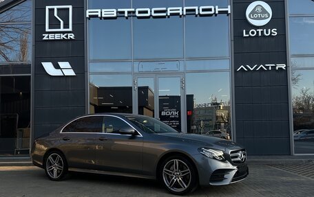 Mercedes-Benz E-Класс, 2019 год, 3 990 000 рублей, 1 фотография