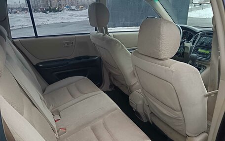 Toyota Highlander III, 2002 год, 860 000 рублей, 18 фотография