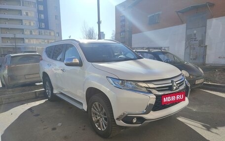 Mitsubishi Pajero Sport III рестайлинг, 2021 год, 4 150 000 рублей, 8 фотография