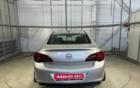 Opel Astra J, 2014 год, 949 000 рублей, 6 фотография