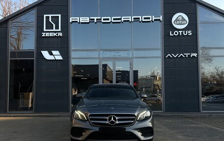 Mercedes-Benz E-Класс, 2019 год, 3 990 000 рублей, 2 фотография