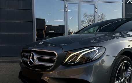 Mercedes-Benz E-Класс, 2019 год, 3 990 000 рублей, 7 фотография