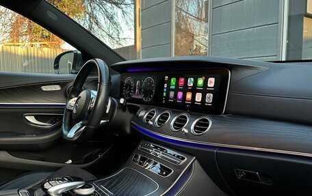 Mercedes-Benz E-Класс, 2019 год, 3 990 000 рублей, 19 фотография