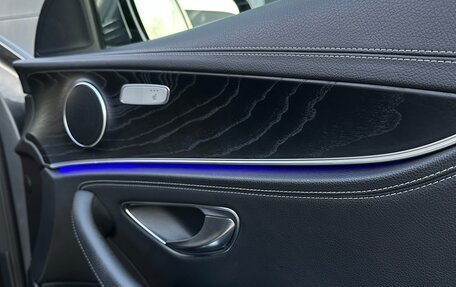 Mercedes-Benz E-Класс, 2019 год, 3 990 000 рублей, 23 фотография