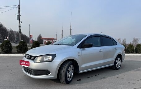 Volkswagen Polo VI (EU Market), 2013 год, 710 000 рублей, 2 фотография