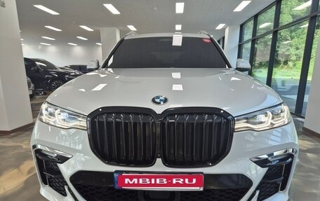 BMW X7, 2022 год, 9 210 000 рублей, 2 фотография