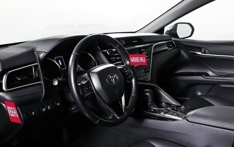 Toyota Camry, 2019 год, 2 498 000 рублей, 15 фотография