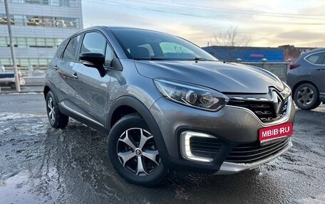 Renault Kaptur I рестайлинг, 2022 год, 1 625 000 рублей, 1 фотография