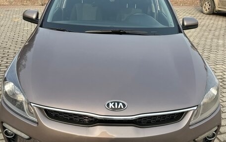 KIA Rio IV, 2018 год, 1 380 000 рублей, 1 фотография