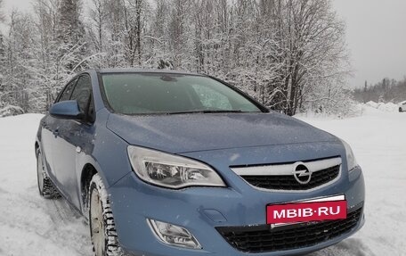 Opel Astra J, 2010 год, 900 000 рублей, 7 фотография