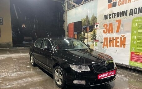 Skoda Superb III рестайлинг, 2009 год, 880 000 рублей, 23 фотография