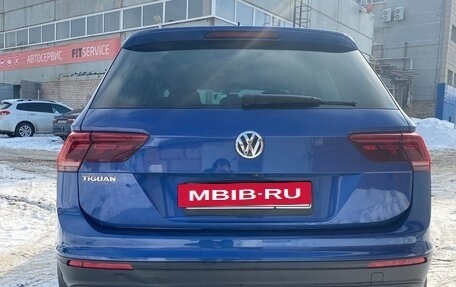 Volkswagen Tiguan II, 2018 год, 2 399 000 рублей, 8 фотография