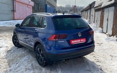 Volkswagen Tiguan II, 2018 год, 2 399 000 рублей, 15 фотография