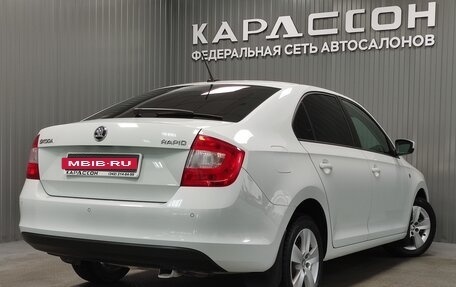 Skoda Rapid I, 2017 год, 1 050 000 рублей, 2 фотография