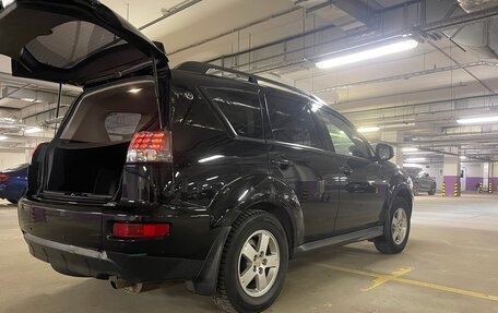 Mitsubishi Outlander III рестайлинг 3, 2011 год, 1 400 000 рублей, 6 фотография