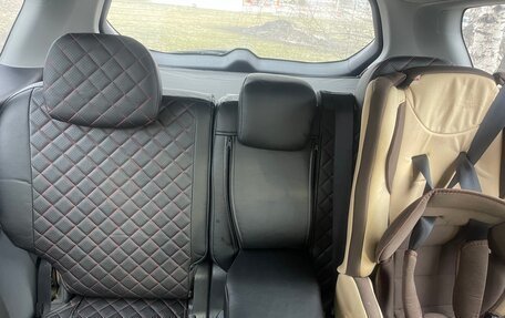 Mitsubishi Outlander III рестайлинг 3, 2011 год, 1 400 000 рублей, 14 фотография