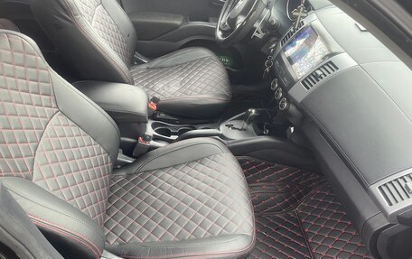 Mitsubishi Outlander III рестайлинг 3, 2011 год, 1 400 000 рублей, 18 фотография