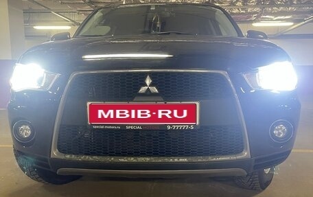 Mitsubishi Outlander III рестайлинг 3, 2011 год, 1 400 000 рублей, 3 фотография