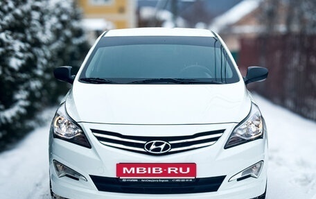 Hyundai Solaris II рестайлинг, 2015 год, 1 225 000 рублей, 2 фотография