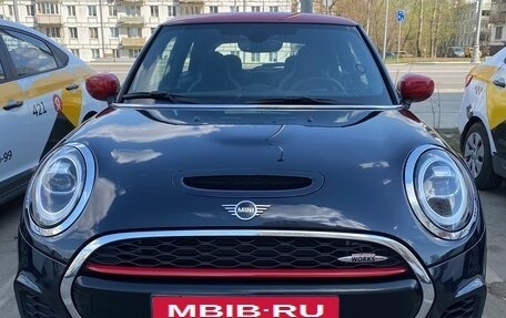 MINI Hatch, 2019 год, 3 750 000 рублей, 2 фотография