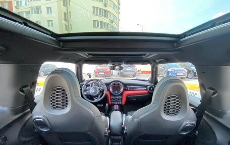 MINI Hatch, 2019 год, 3 750 000 рублей, 19 фотография