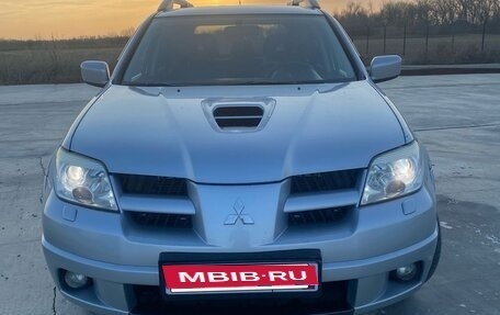 Mitsubishi Outlander III рестайлинг 3, 2007 год, 880 000 рублей, 4 фотография