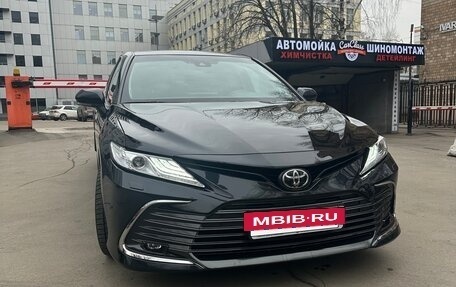 Toyota Camry, 2021 год, 3 500 000 рублей, 3 фотография