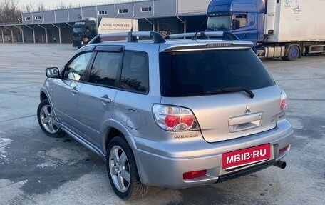 Mitsubishi Outlander III рестайлинг 3, 2007 год, 880 000 рублей, 7 фотография