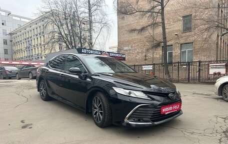 Toyota Camry, 2021 год, 3 500 000 рублей, 4 фотография