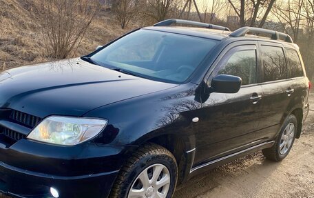 Mitsubishi Outlander III рестайлинг 3, 2007 год, 620 000 рублей, 17 фотография