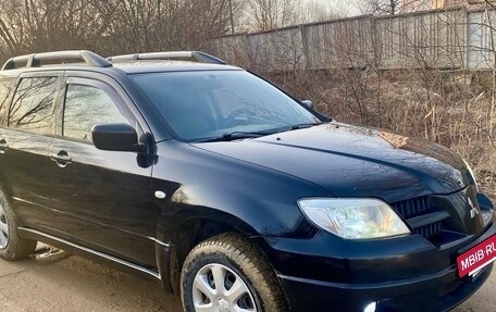 Mitsubishi Outlander III рестайлинг 3, 2007 год, 620 000 рублей, 8 фотография